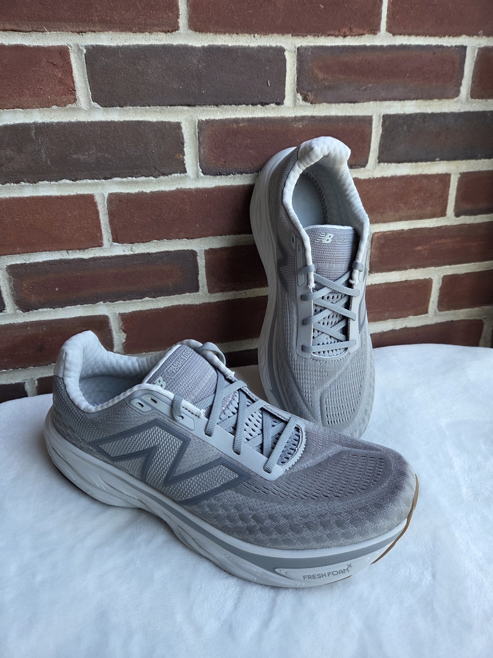 New Balance Fresh Foam X 1080 Men's 11.5 Gray White Running Shoes